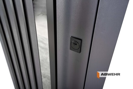 Вхідні двері з терморозривом та покриттям Lampre модель Avenue комплектація Bionica Combo 1200